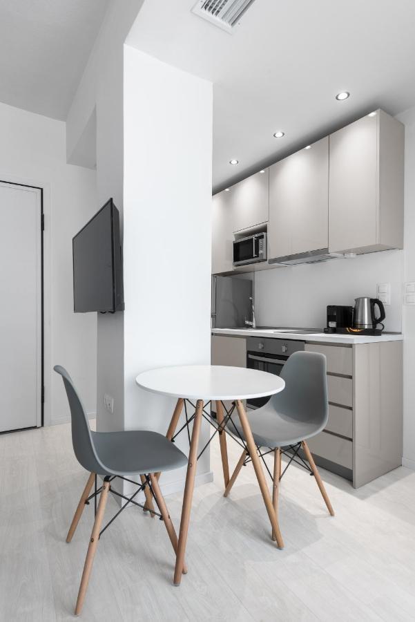 Denizen Penthouse, Nilie Hospitality Mgmt Apartment Thessaloníki Ngoại thất bức ảnh