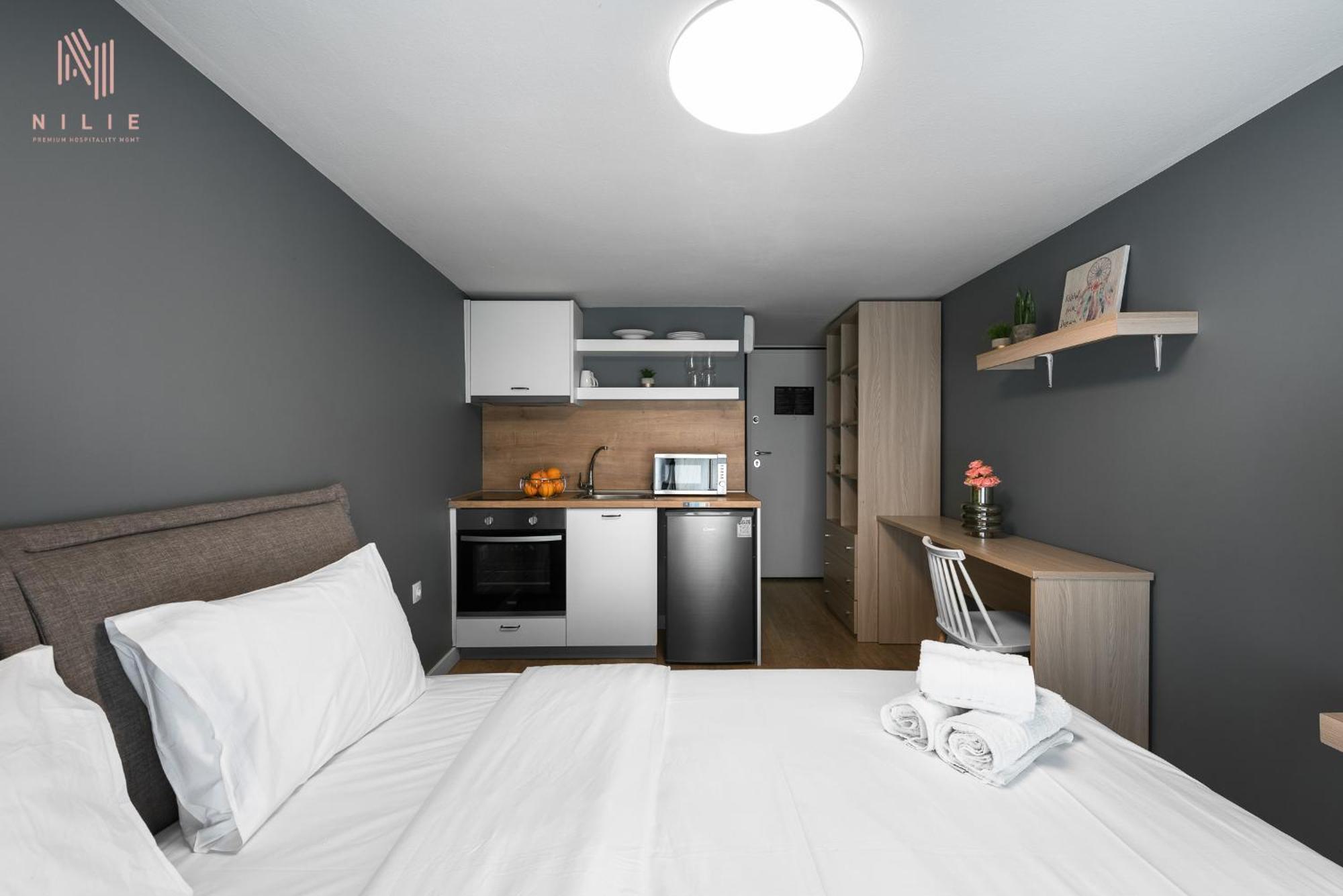 Denizen Penthouse, Nilie Hospitality Mgmt Apartment Thessaloníki Ngoại thất bức ảnh